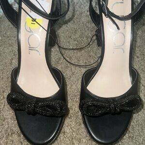 BRAND NEW HEELS 👠